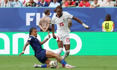 alt= L'Angleterre bat la France (6-4) et termine 3e du Mondial 2026.