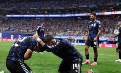 Alt= Argentine renverse l'Angleterre et file en finale où elle défiera l'Espagne.