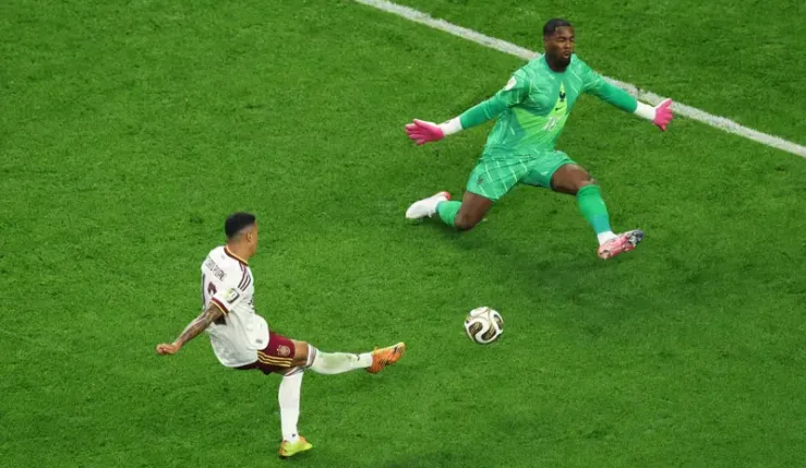 Alt= L'Espagne élimine la France de la Coupe du monde 2026 (2-0).
