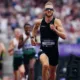 alt= Josh Kerr bat le record du monde du mile.