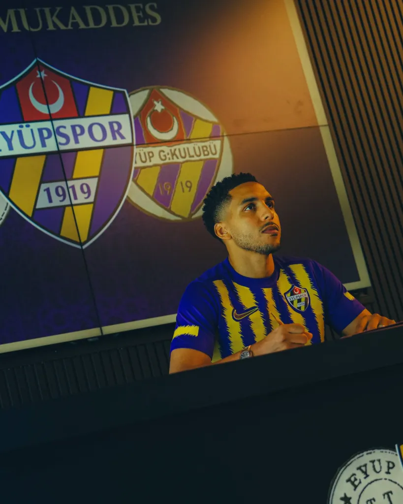 Alt= Abdelhamid Sabiri rejoint Eyüpspor