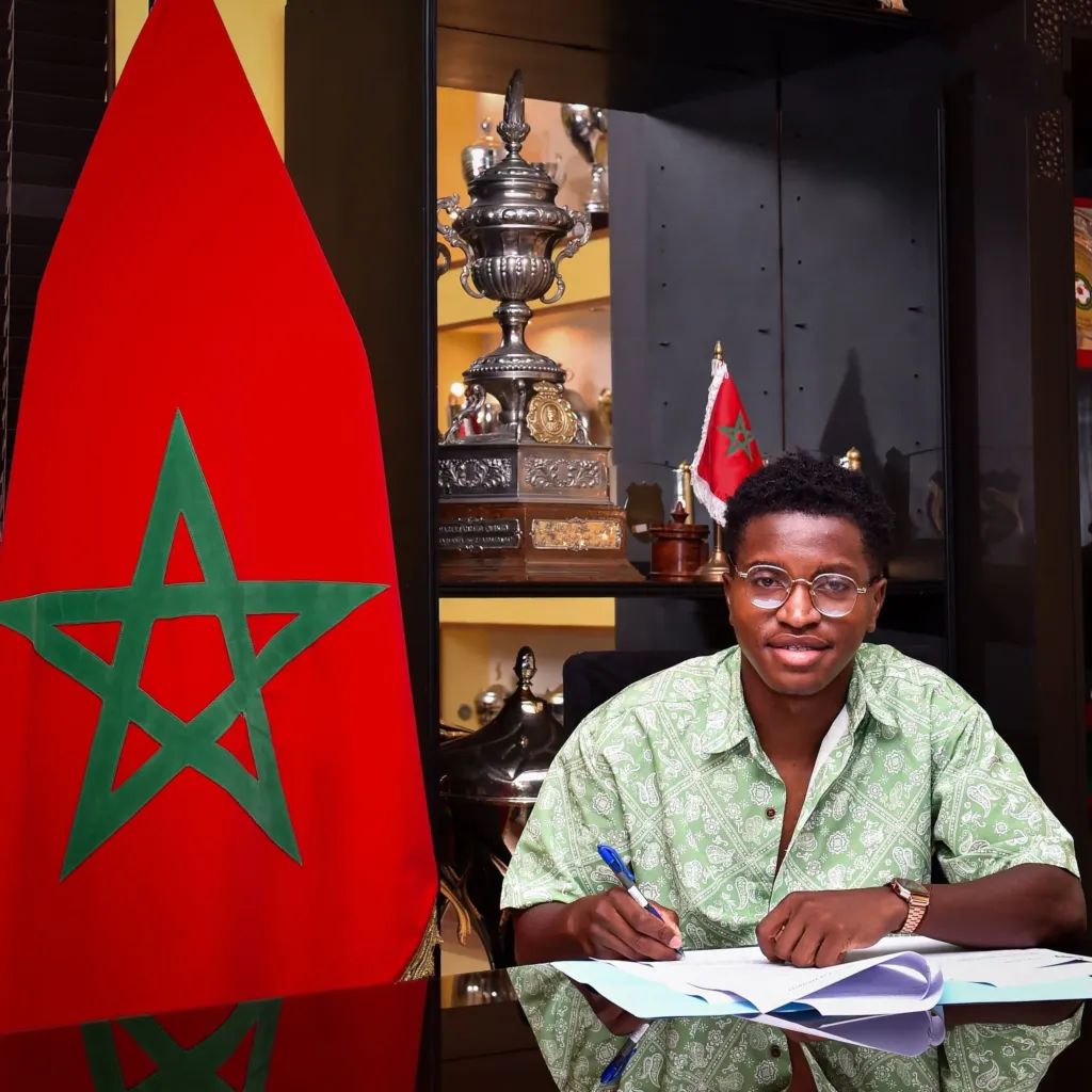 Alt= Allan Okello rejoint l’AS FAR.