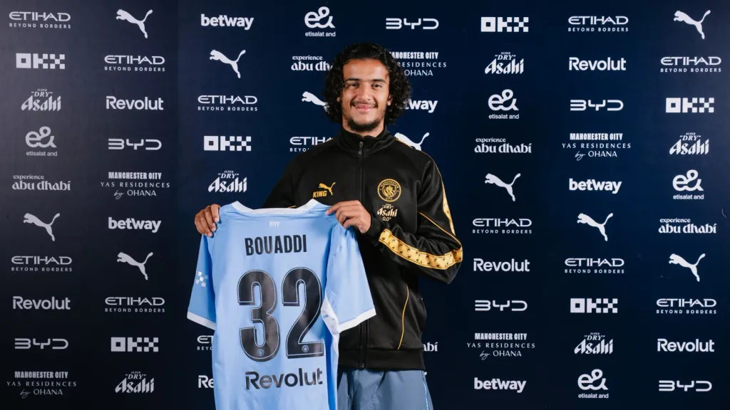 Alt= Ayyoub Bouaddi livre ses premières impressions à City