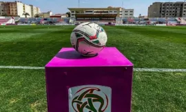 Alt= Élargissement de la Botola à 20 clubs : le projet de la LNFP fait débat.