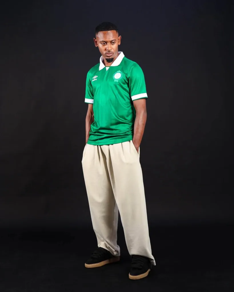 alt= Younès Dahmani rejoint le Raja jusqu'en 2030.
