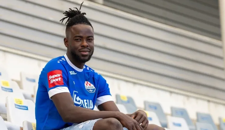 Alt= Michael Agbekpornu rejoint le Raja