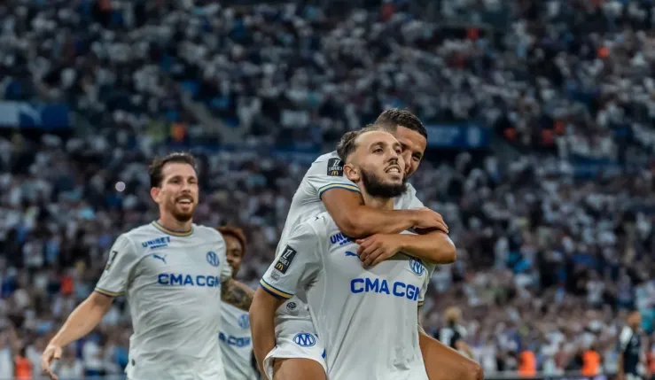 Alt= L'OM débute par une victoire face à Strasbourg