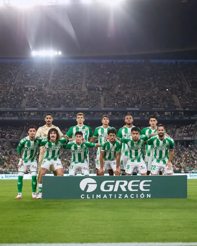Alt= Betis Séville - Real Madrid 1 -0 : Première défaite de la saison pour le Real de José Mourinho. 