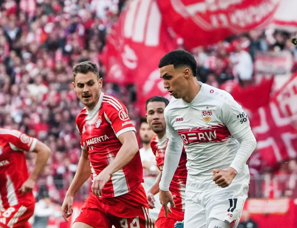 Alt= Bilal El Khannouss reste à Stuttgart