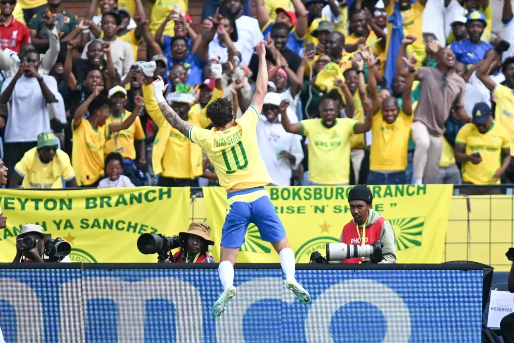 ALT= Mamelodi Sundowns Al Ahli Coupe Intercontinentale.
