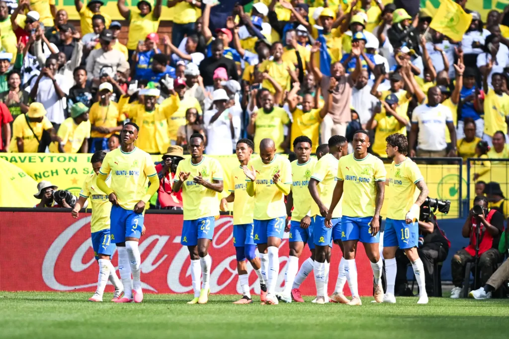 ALT= Mamelodi Sundowns Al Ahli Coupe Intercontinentale.