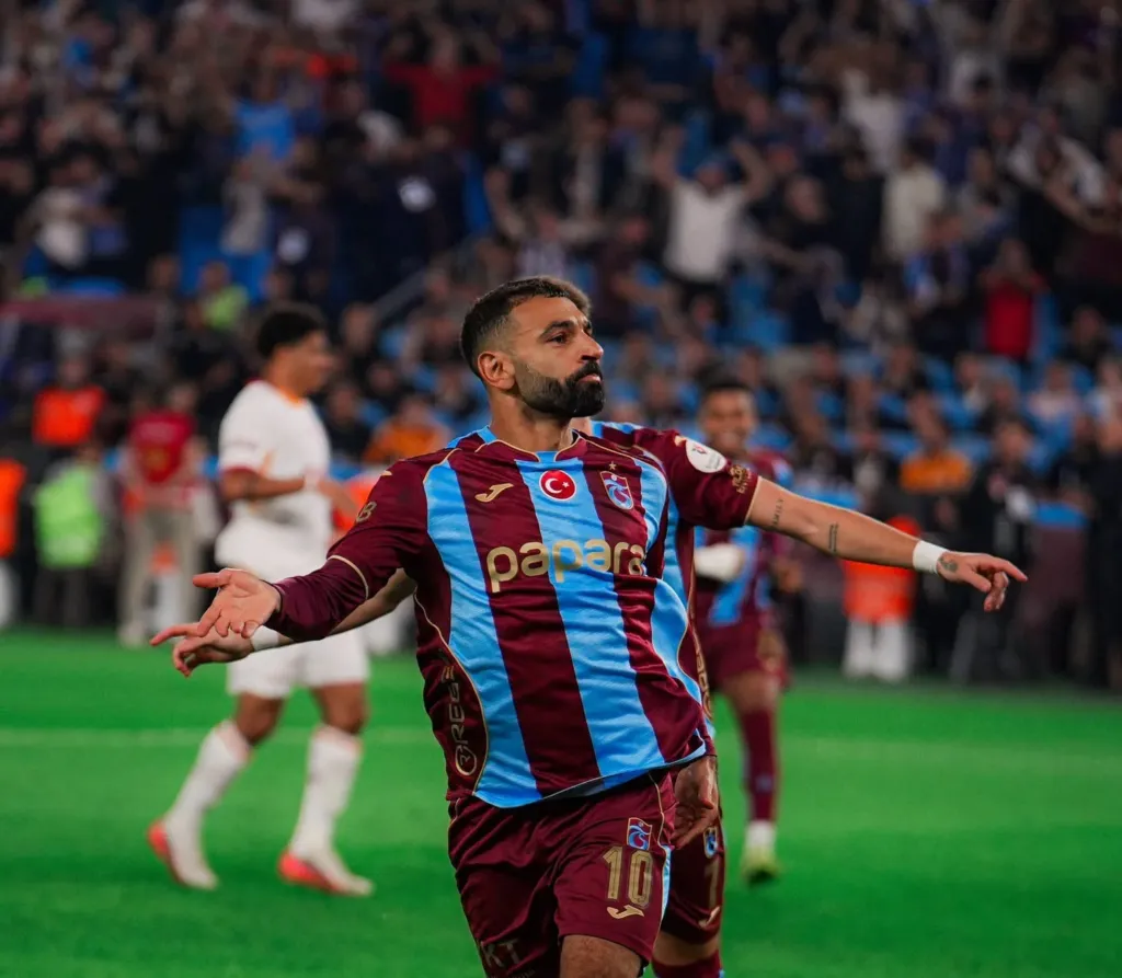 ALT= Mohamed Salah Trabzonspor Galatasaray.