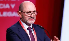 ALT= Rafael Louzán exclut un retrait d'Espagne du Mondial 2030