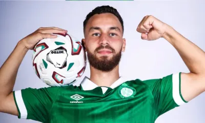 ALT= Younes Bakiz au Raja.