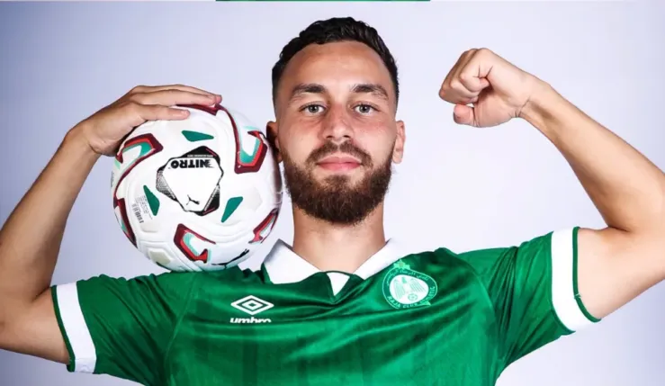 ALT= Younes Bakiz au Raja.
