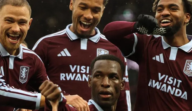 ALT= Aston Villa Manchester City.